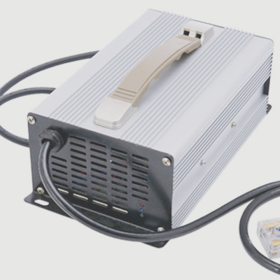Ultraportable Reusable Car Battery Chargers , Aluminum Alloy Truck Battery Charger